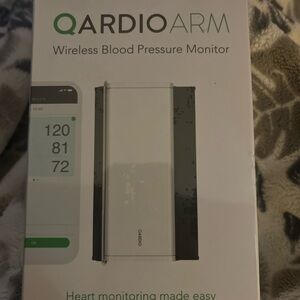 QardioArm Heart Monitor Device wireless blood pressure monitor